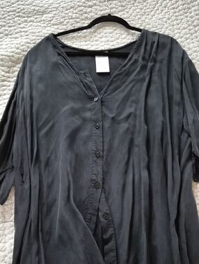 Meg Women's Black Silk Button-Front V-Neck Top